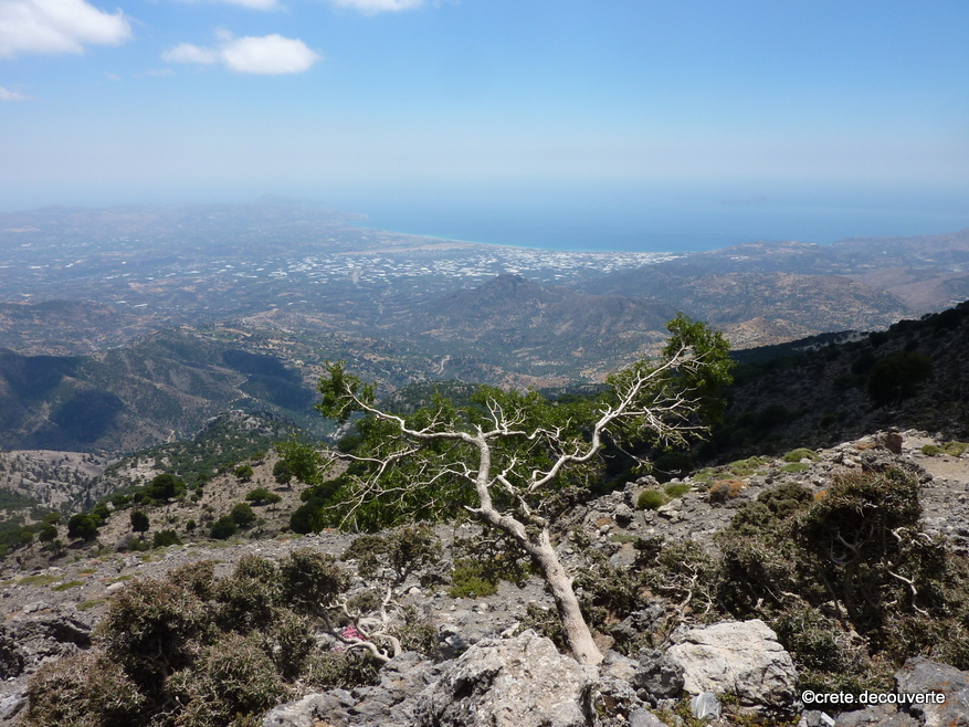 point de vue vers sud-ouest et golfe de Messara depuis Kamares