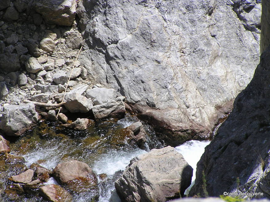 Balade Vizari Petrohori gorge du Platis Canyon