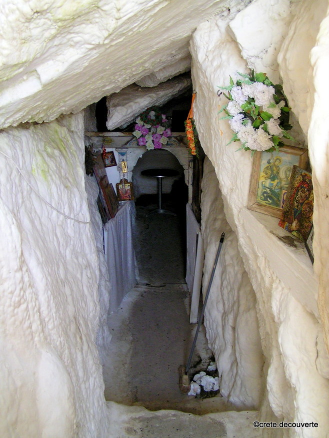 Kalamafka chapelle rupestre Timios Stavros