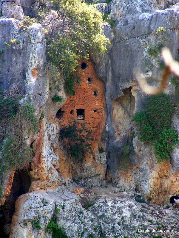 Chapelle rupestre d'Agios Antonios