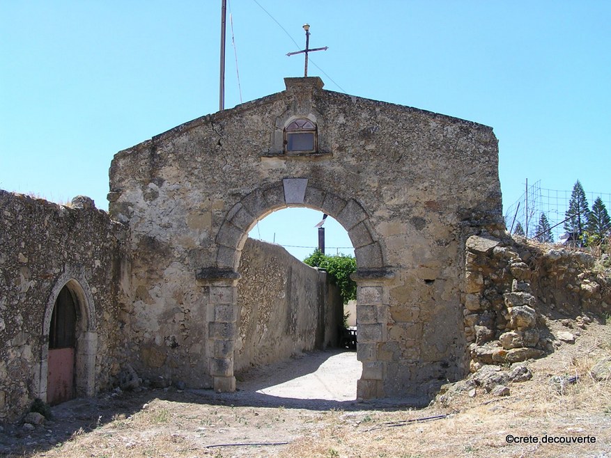 Moni Apezanon porte ancienne