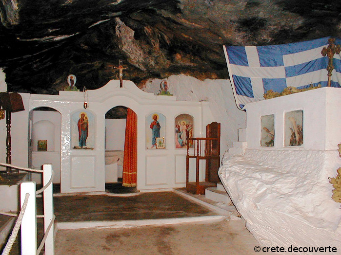 Grotte historique de Rhapa à Milatos Grotte historique de Rhapa à Milatos