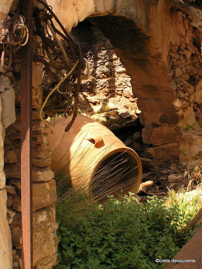 Pithoi - jarre - poterie Pithoi - jarre - poterie