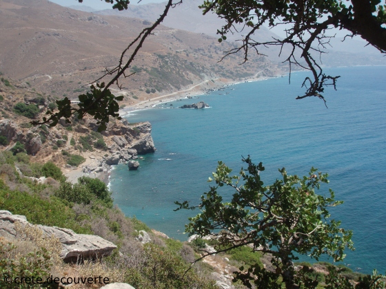 Cte surplombant la mer de Lybie  Preveli (CRETE)