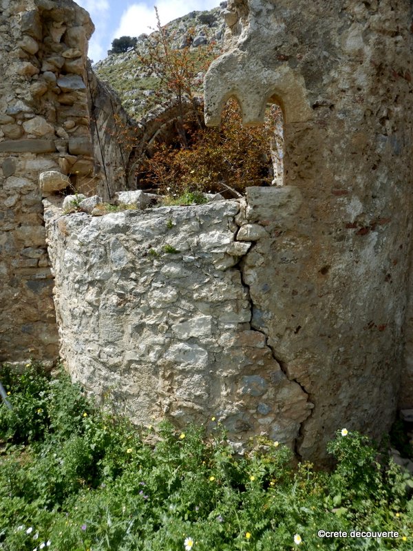Eglise byzantine en partie ruine