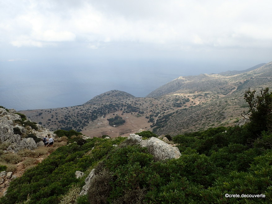 Rodopos la dépression de Giona sur la péninsule de Rhodopos dépression de Giona sur la péninsule de Rhodopos