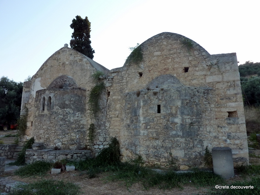 Nefs de l'glise d'Agios Ioannis Theologos  Stylos