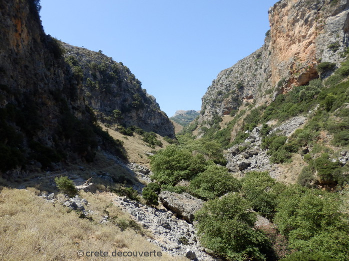 Gorge Sirikari : vue de l'aval vers l'amont
